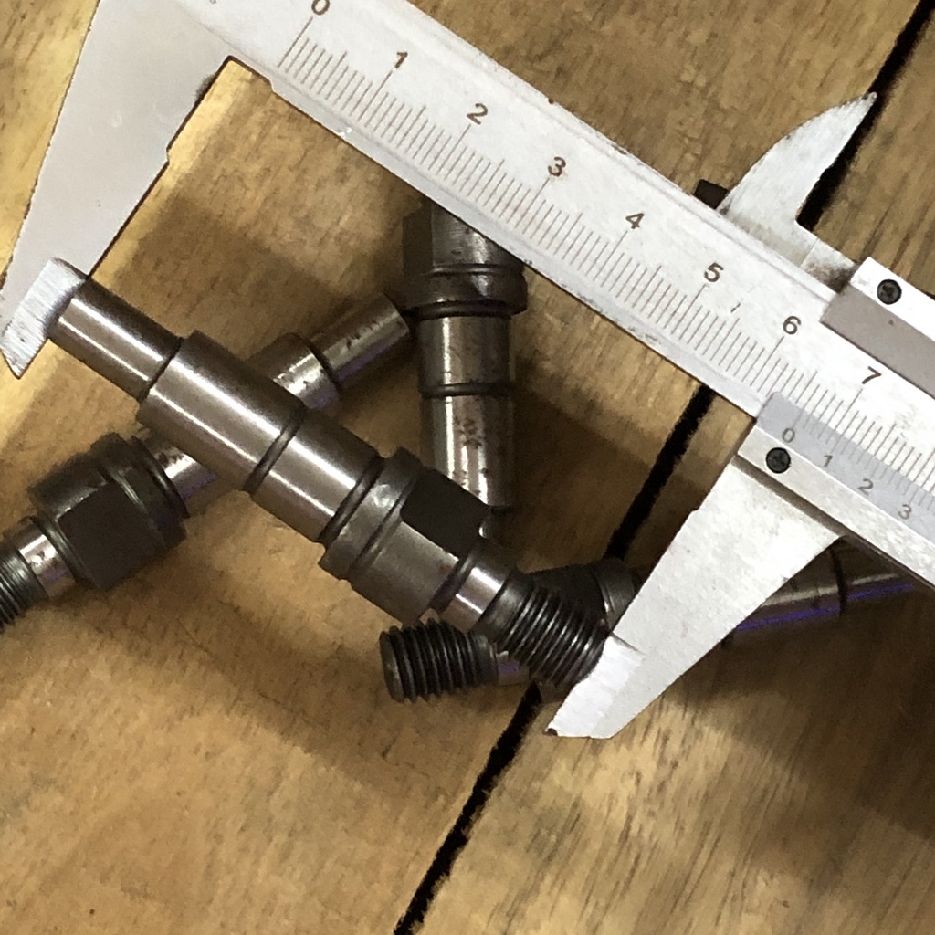 Trục cốt gắn lưỡi máy mài Bosch GWS6-100, 060, 7-100, 750-100, 8-100, 9-100, 900-100