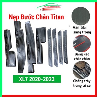 Ốp bậc cửa nẹp bước chân TITAN ô tô Suzuki XL7 2020-2023 chống trầy bảo vệ xe