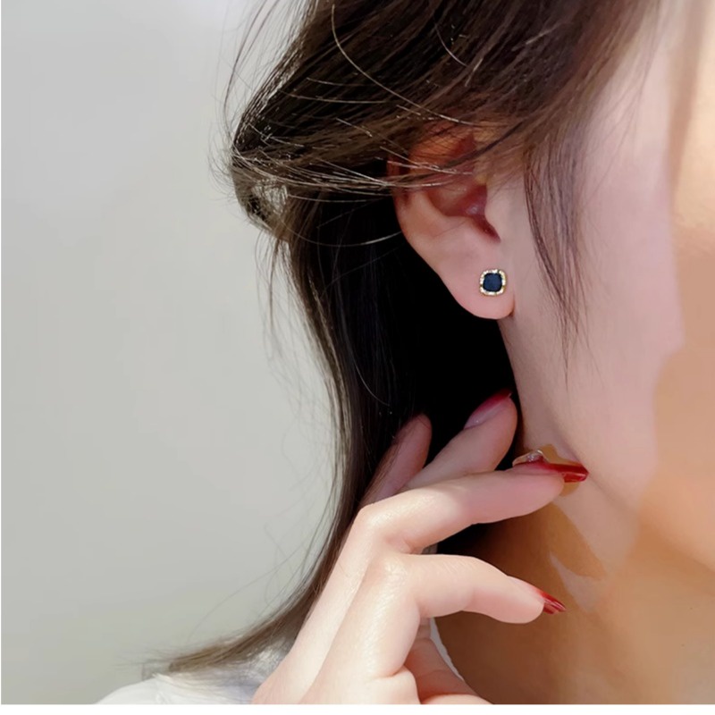 Bông Tai Hình Vuông Màu Đen Bằng Bạc Phong Cách Cổ Điển Thời Trang Cho Nữ