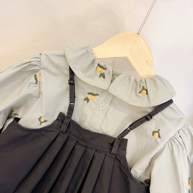 Set Áo Sơ Mi Cổ Búp Bê Kèm Váy Yếm Xinh Xắn Cho Bé Gái