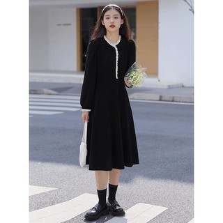 Đầm Nhung Đen Tay Dài Cổ Phối Ren Phong Cách Năm Mới Mùa Thu Cho Nữ