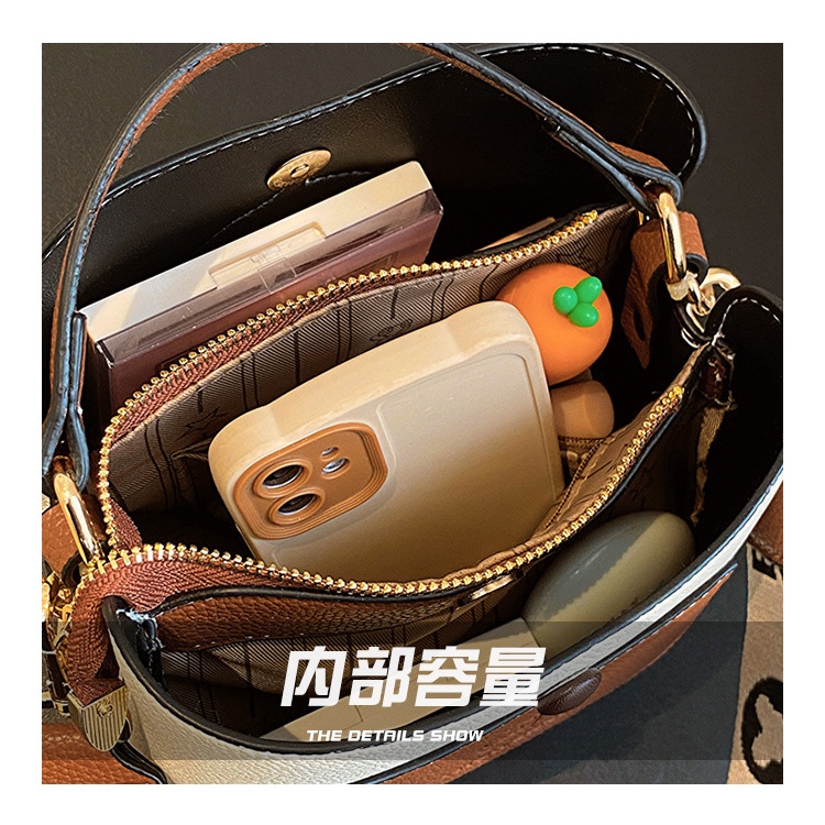 2023 Túi Xô Mới Thời Trang Nữ Túi Đeo Vai Đa Năng Thông Thường