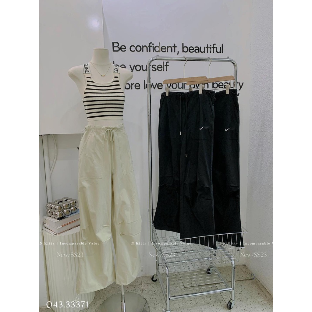 Quần suông kaki ni.ke dù