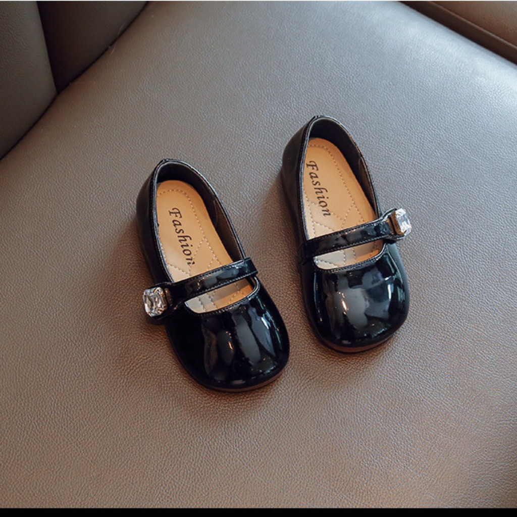 Giày búp bê da bóng quai đính xinh xắn phong cách hàn quốc cho bé