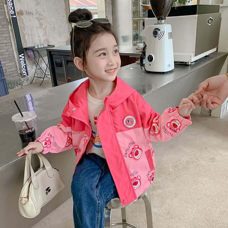 Áo Khoác Hình Gấu Và Dâu Tây Thời Trang Xuân Thu 2023 Cho Bé Gái