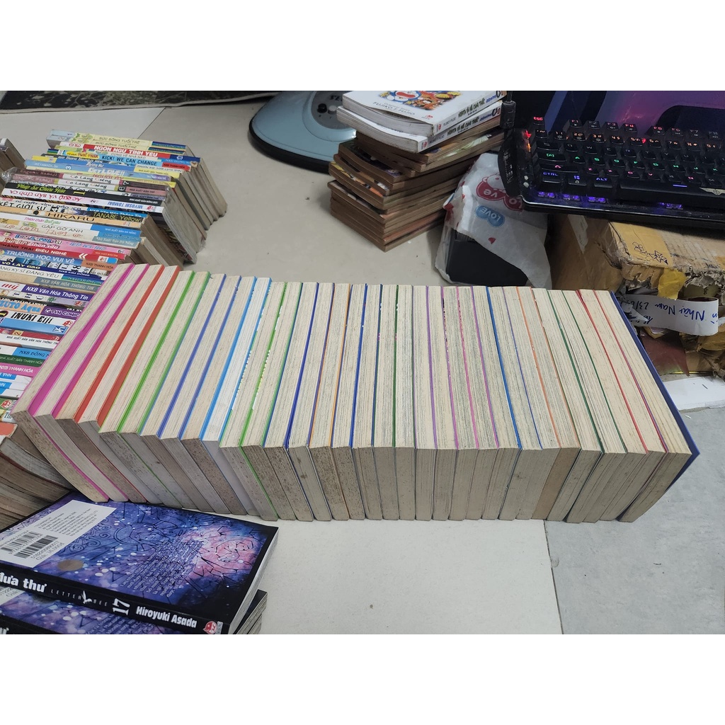 Tiểu Hòa Thượng Bán Lẻ