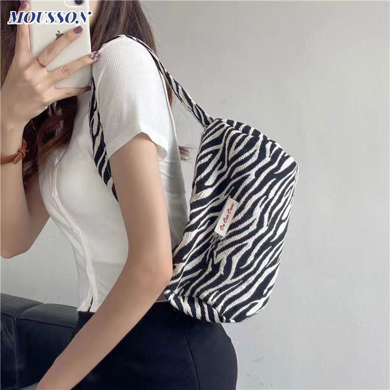 MOUSSON Túi Xách Đeo Vai Họa Tiết Ngựa Vằn Dễ Phối Đồ Cho Nữ