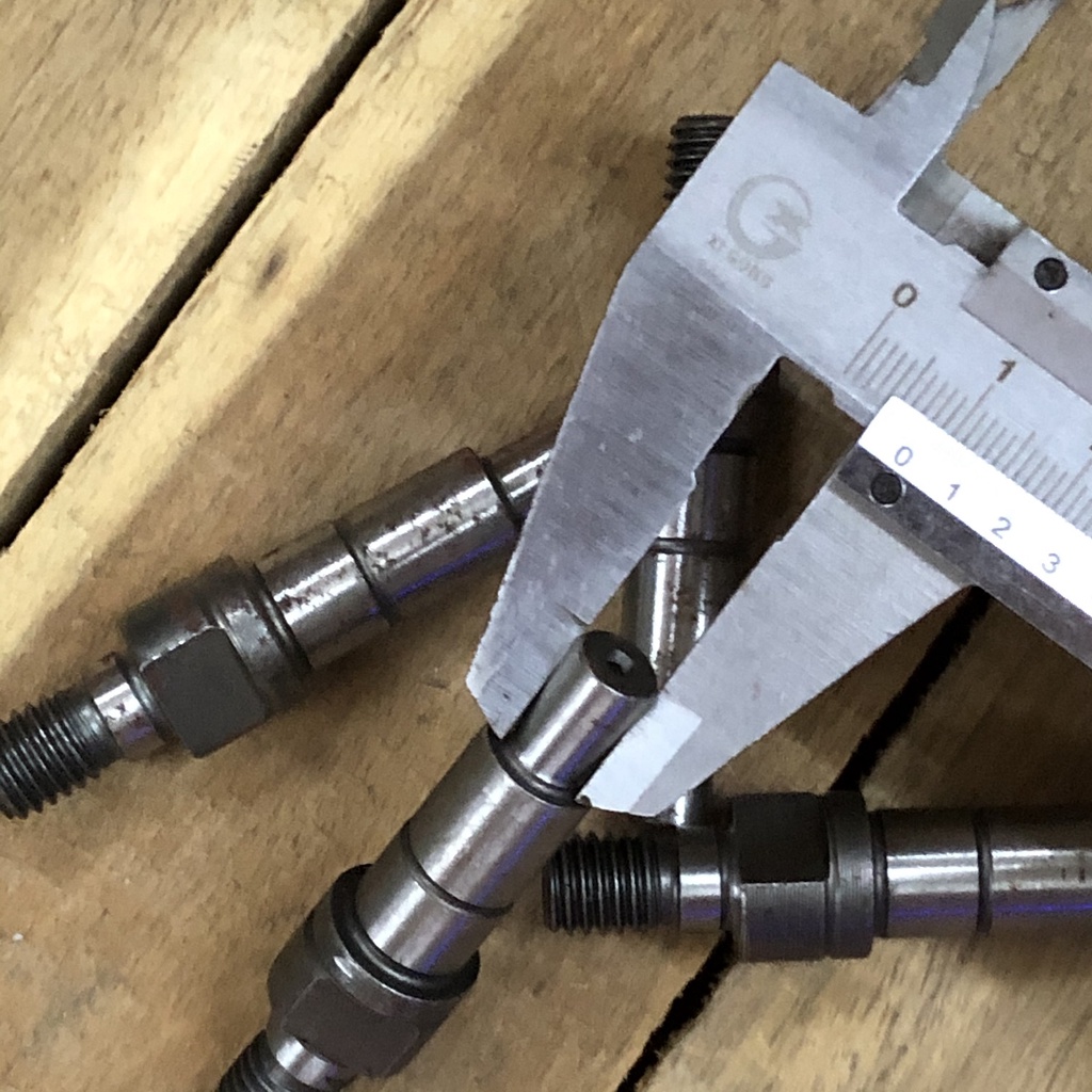 Trục cốt gắn lưỡi máy mài Bosch GWS6-100, 060, 7-100, 750-100, 8-100, 9-100, 900-100