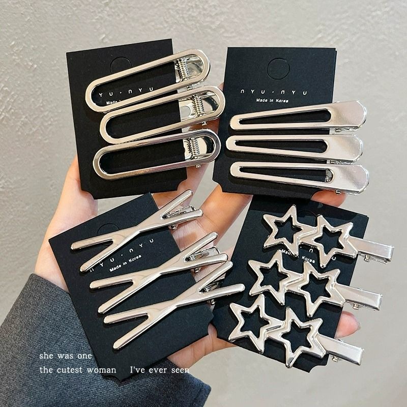 Set 3 Kẹp Tóc Kim Loại Hình Ngôi Sao Rỗng Màu Bạc Thời Trang Hàng Mới