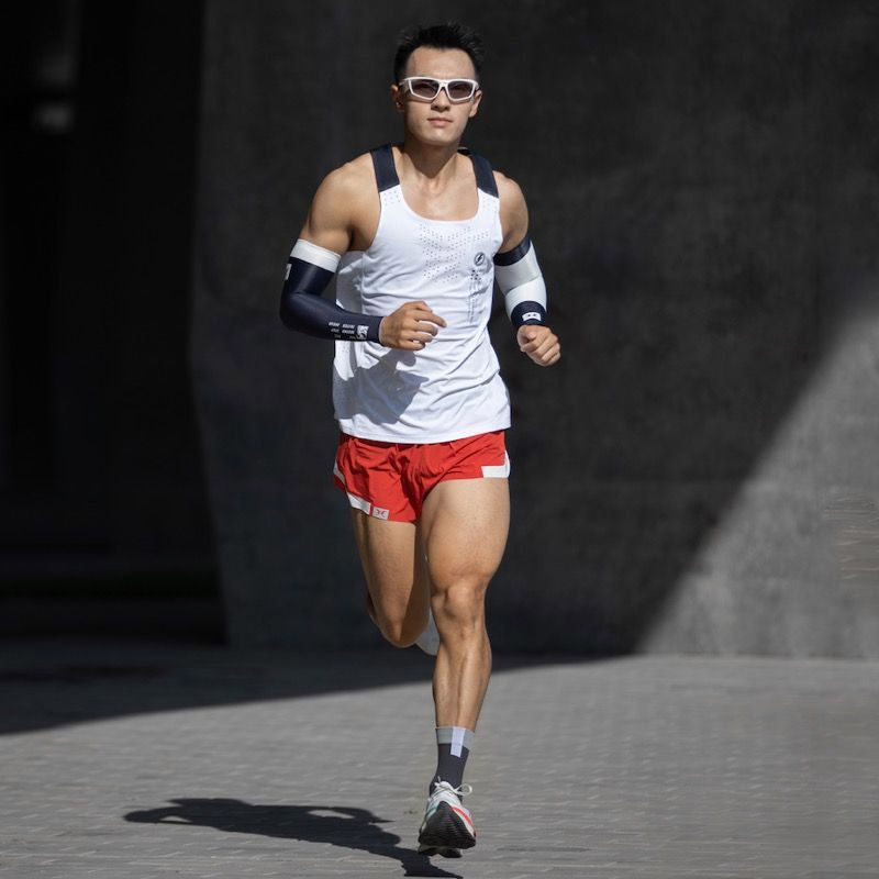 Áo Thun Thể Thao Mùa Hè 2023 Sát Nách Phối Lưới Thoáng Khí Siêu Nhẹ Màu Đỏ Đen Thế Hệ Thứ Hai Cho Nam