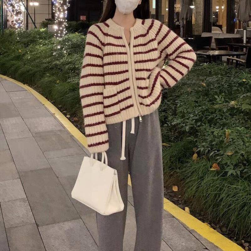 Áo Khoác cardigan Dệt Kim Họa Tiết Kẻ Sọc Màu Sắc Tương Phản Thời Trang Thu Đông Cho Nữ