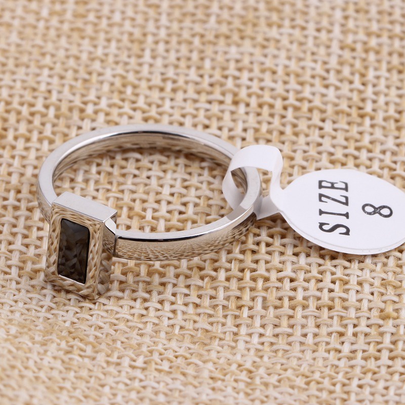 Nhẫn Thép Titan Không Gỉ Đính Đá zircon Vuông Phong Cách Mới Cho Nữ