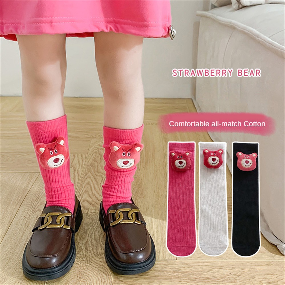 Vớ cotton Họa Tiết Gấu Và Dâu Tây Đáng Yêu Cho Bé