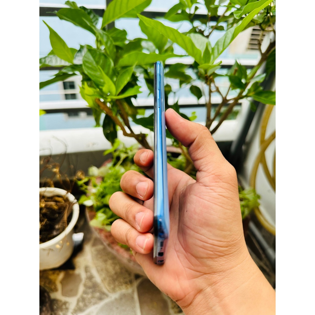 Điện thoại SamSung A20 3/32Gb - Cũ