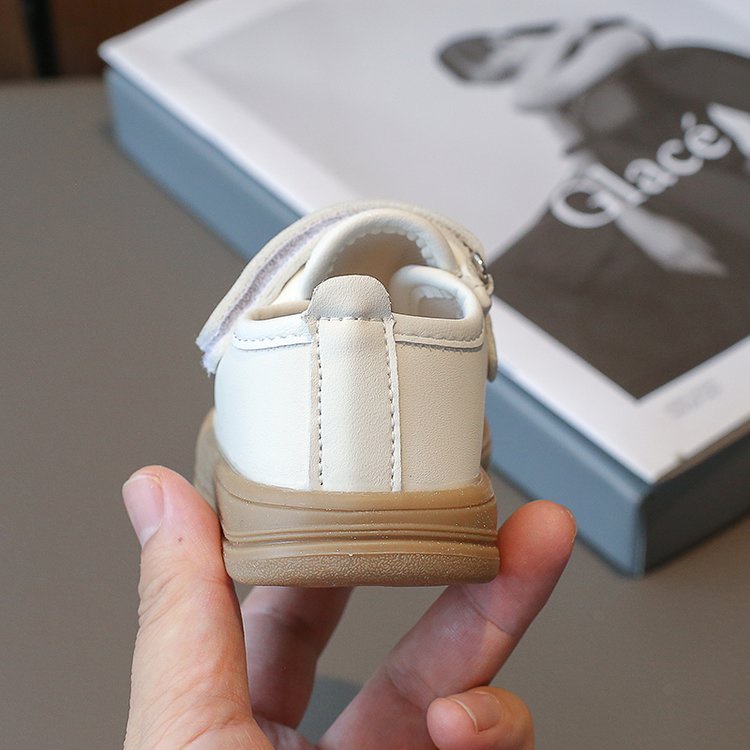 Giày Sneaker Thời Trang Cho Bé