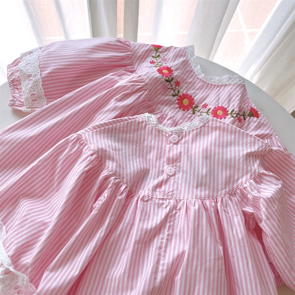 Váy thô cotton thêu ngực 2224