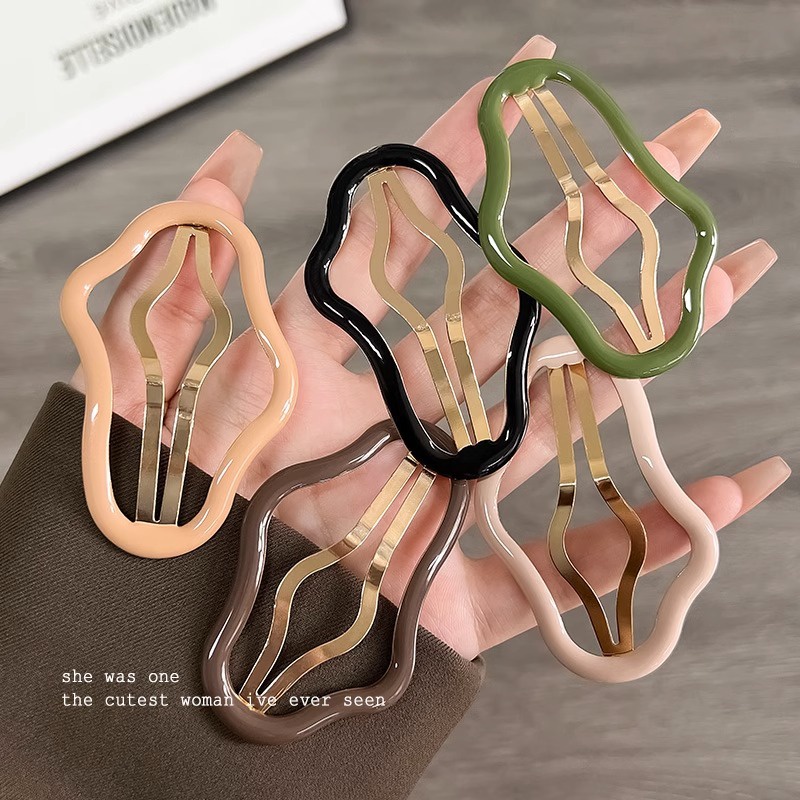 Kẹp Tóc bb Hình Đám Mây Khoét Rỗng Cho Phái Nữ