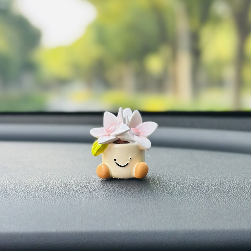 Mới!!!! Mô Hình Búp Bê mini Dễ Thương Dùng Trang Trí Xe Hơi / Nhà Cửa / Văn Phòng