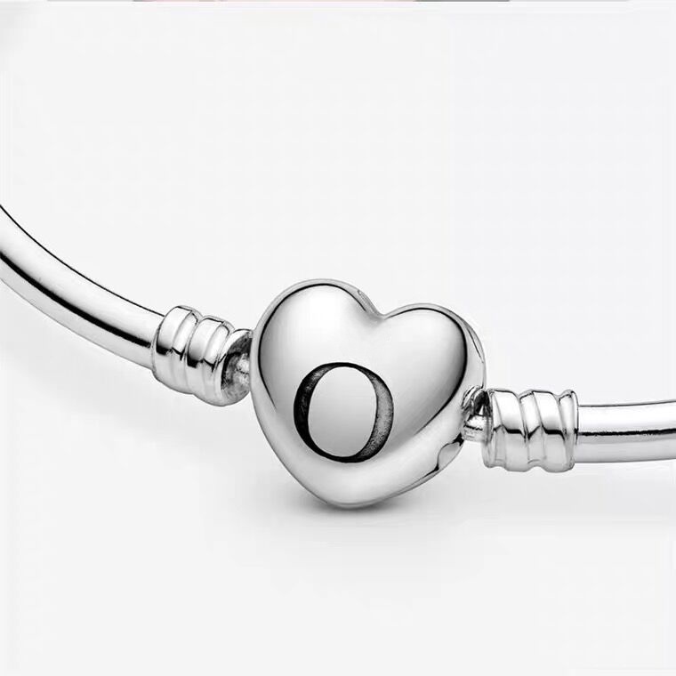 Vòng Tay Mạ Bạc 925 Hình Trái Tim Logo Moments