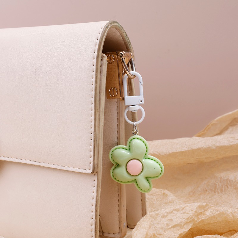 Móc Chìa Khóa Hình Bông Hoa Màu Kẹo Ngọt Ngào Xinh Xắn charms