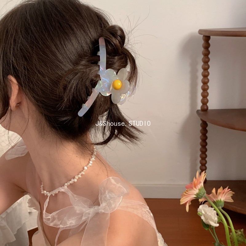 Kẹp Tóc Hình Hoa Màu Trắng Xinh Xắn Cho Nữ kf679