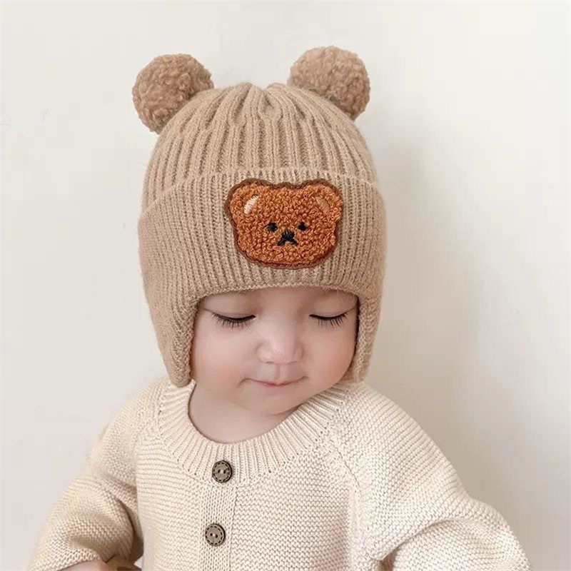 Mũ Nón Len Bịt Tai Mùa Đông Cho Bé Đính Hình Gấu Tai Bông Dễ Thương