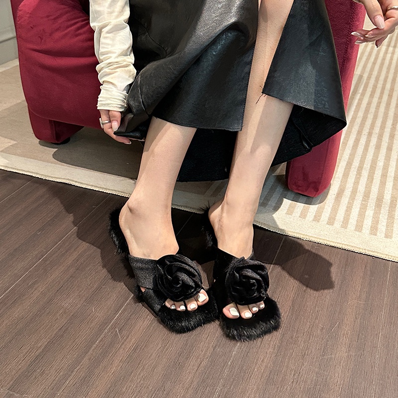 Dép Cao Gót Hở Ngón Quai Mảnh Đính Hoa Phong Cách Mới 2023