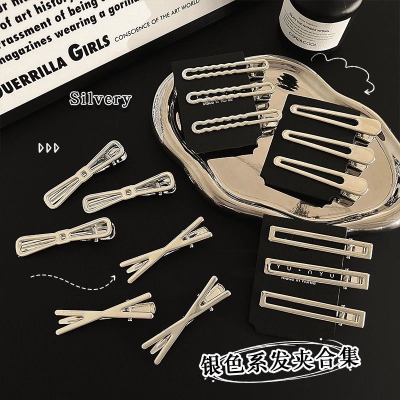 Set 3 Kẹp Tóc Kim Loại Hình Ngôi Sao Rỗng Màu Bạc Thời Trang Hàng Mới