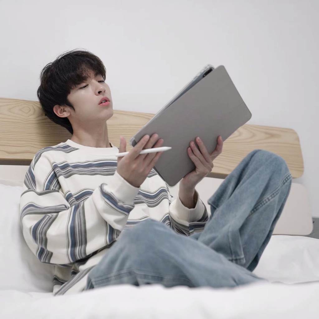 Áo nỉ sweater kẻ đen ngang unisex bo tay chun phong cách hàn quốc 2023 EA097 Meme