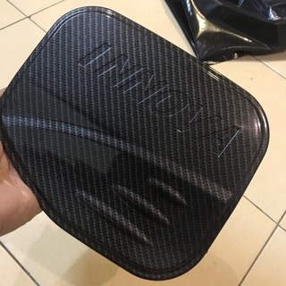 Ốp nắp xăng carbon xe innova 2017- 2021, 2022, 2023, 2024 vân carbon cao cấp