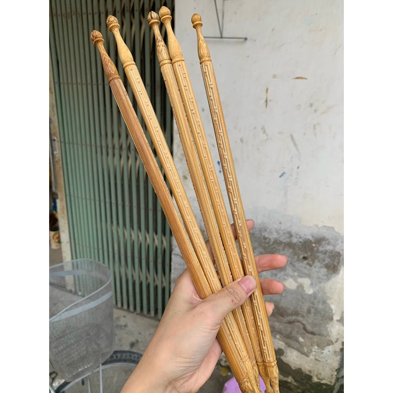 Cầu thẳng T triện tiện 2 đầu chất liệu tre dành cho chào mào