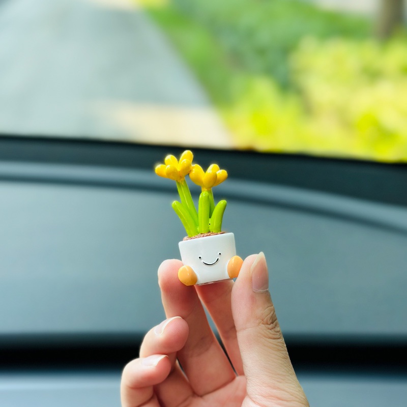 Mới!!!! Mô Hình Búp Bê mini Dễ Thương Dùng Trang Trí Xe Hơi / Nhà Cửa / Văn Phòng
