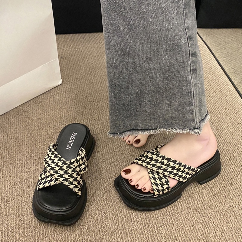 Dép Xỏ Ngón Đế Dày Thời Trang Mùa Hè Cho Nữ