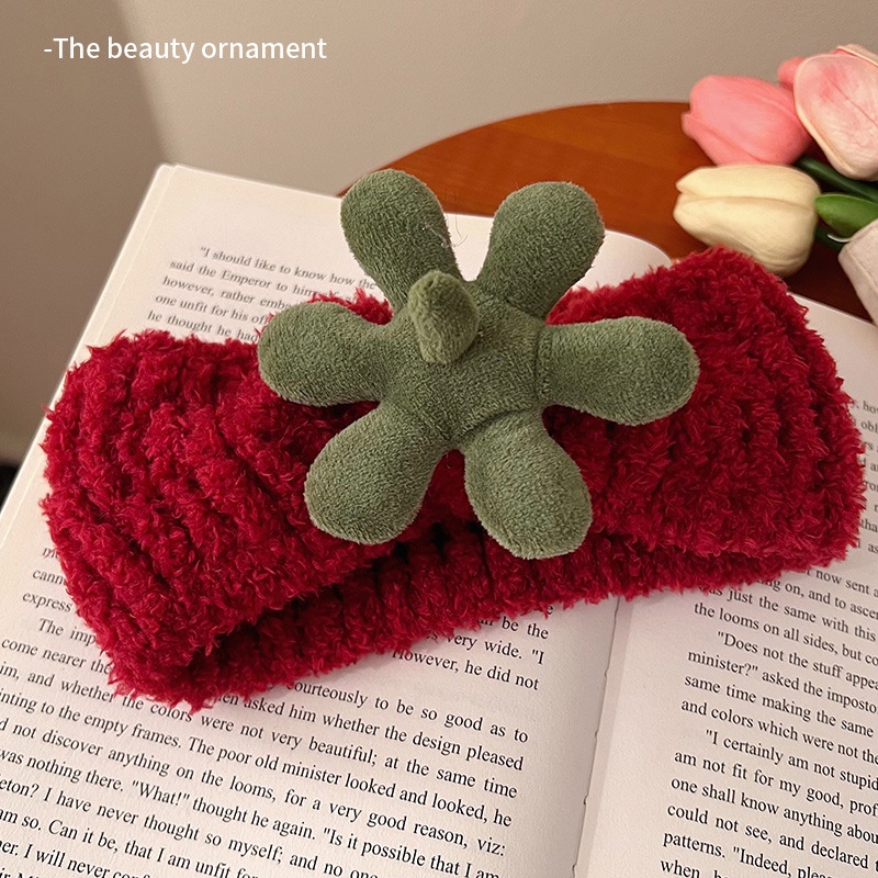 Băng Đô Cài Tóc Phủ Lông Họa Tiết Lá Dâu Hoạt Hình Dễ Thương Dùng Rửa Mặt