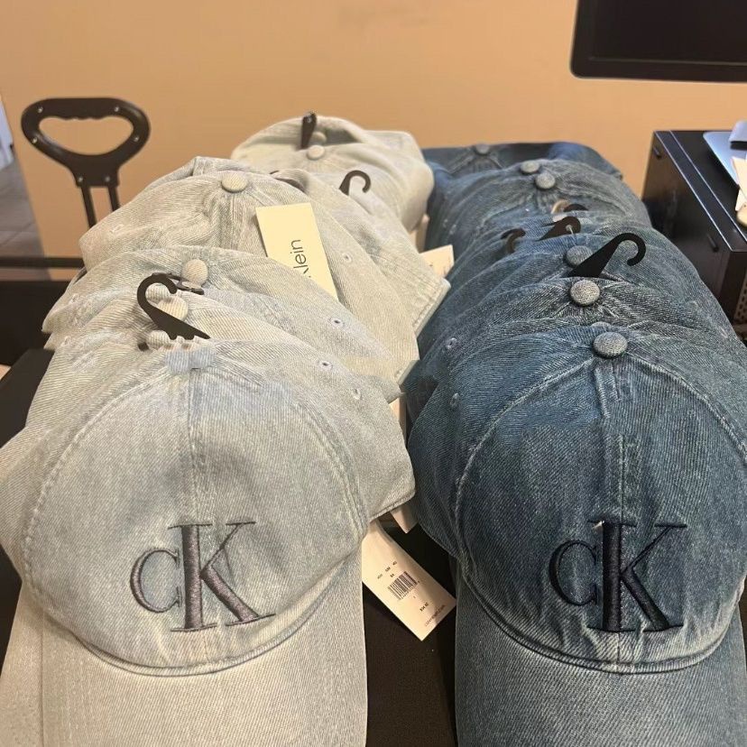 Mũ Lưỡi Trai Thêu Chữ ck Phong Cách Thời Trang Mới 2023