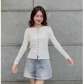 Áo len gân tăm cúc nhỏ dọc - . - aolen10029_p2k4