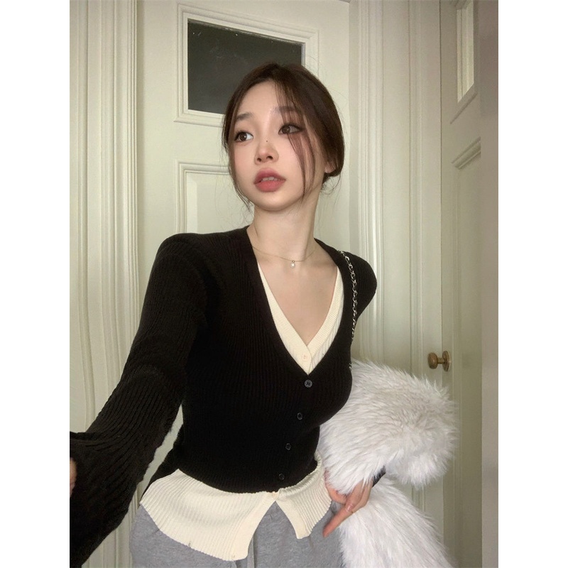 Áo Croptop Dệt Kim Tay Dài Cổ Chữ v Giả Hai Lớp Phong Cách Hàn Quốc Cho Nữ