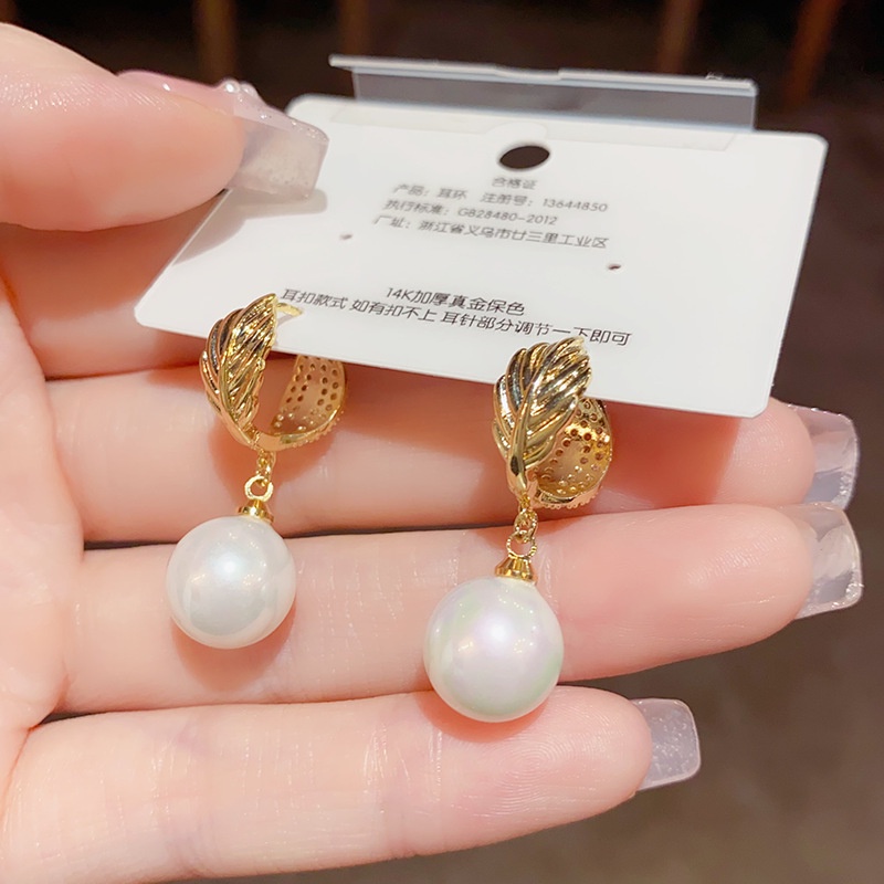 Bông Tai Đính Lá Ngọc Trai Cao Cấp Phong Cách Pháp Sang Trọng