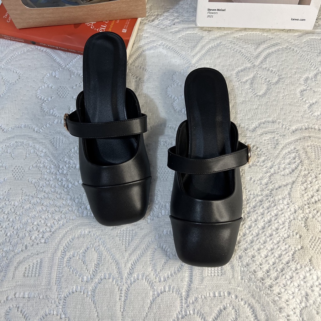 Giày sục bigsize mũi vuông vá mũi C..K cao 2 cm size 40-44