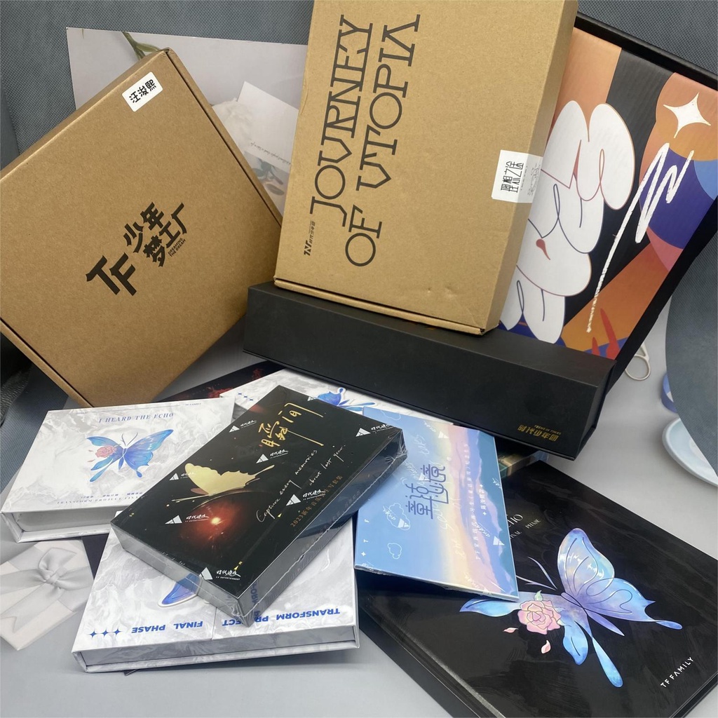 Times Túi May Mắn Hiệu Ứng Bướm Gia Đình tf Chính Hãng Ngẫu Nhiên