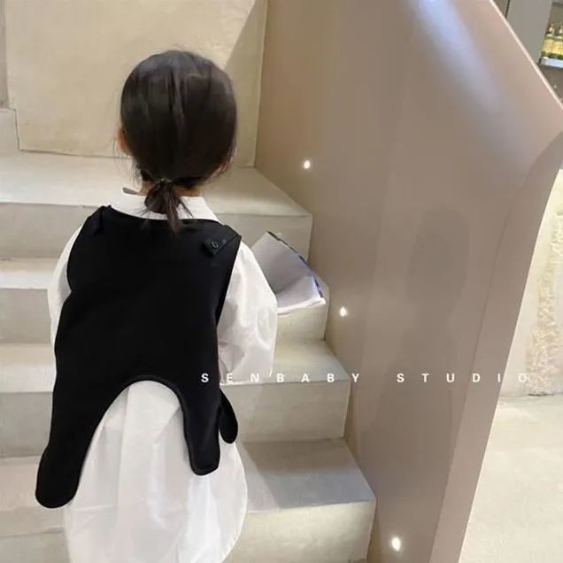 Áo Sơ Mi Trắng Đen Dài Tay Thời Trang Dành Cho Bé Gái 2023