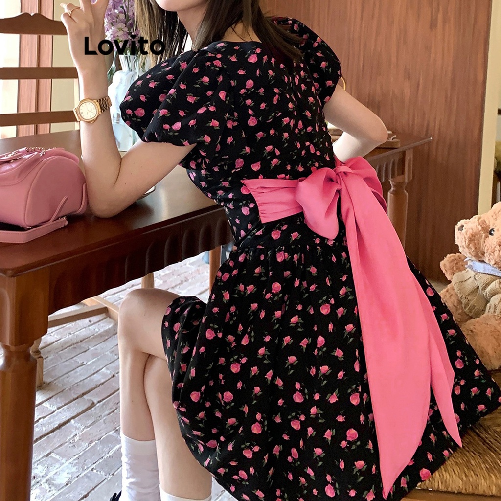 Đầm Lovito hoa nhí tay phồng thắt nơ hoa đáng yêu cho nữ LNE16131 (màu đen)