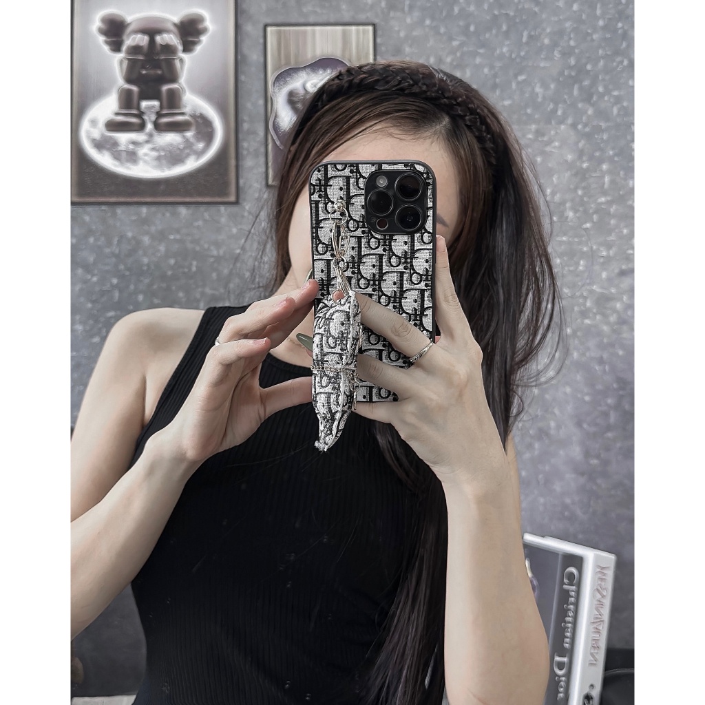 Ốp lưng iphone  DI O KÈM MÓC KHÓA GẤU7plus/8plus/xs max/11/11promax/12promax/13promax/14promax