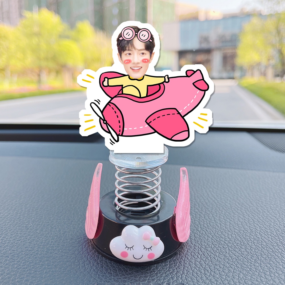 Standee lò xo lắc lư đáng yêu trong suốt đế dính trang trí in theo yêu cầu chibi - trí decor