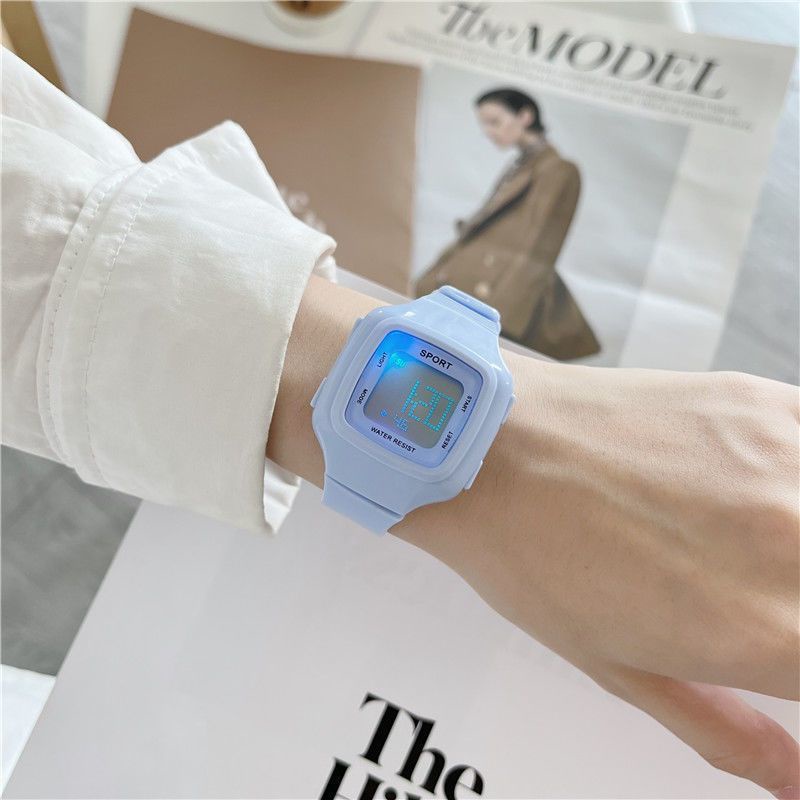 Đồng Hồ Điện Tử Mặt Vuông mini Hình Kỳ Lân Dành Cho Cặp Đôi