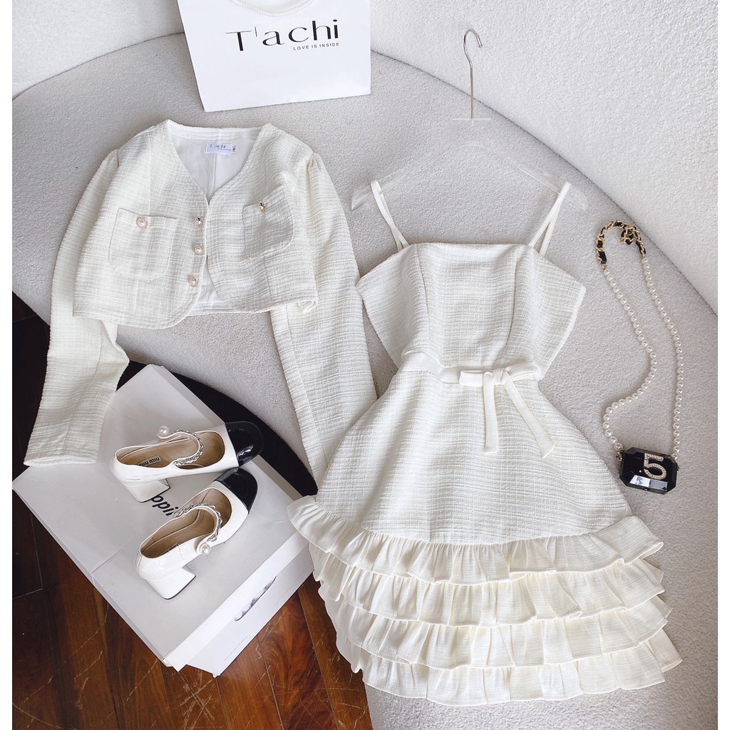 Set đầm dạ trắng 2 dây lai tầng kèm khoác croptop