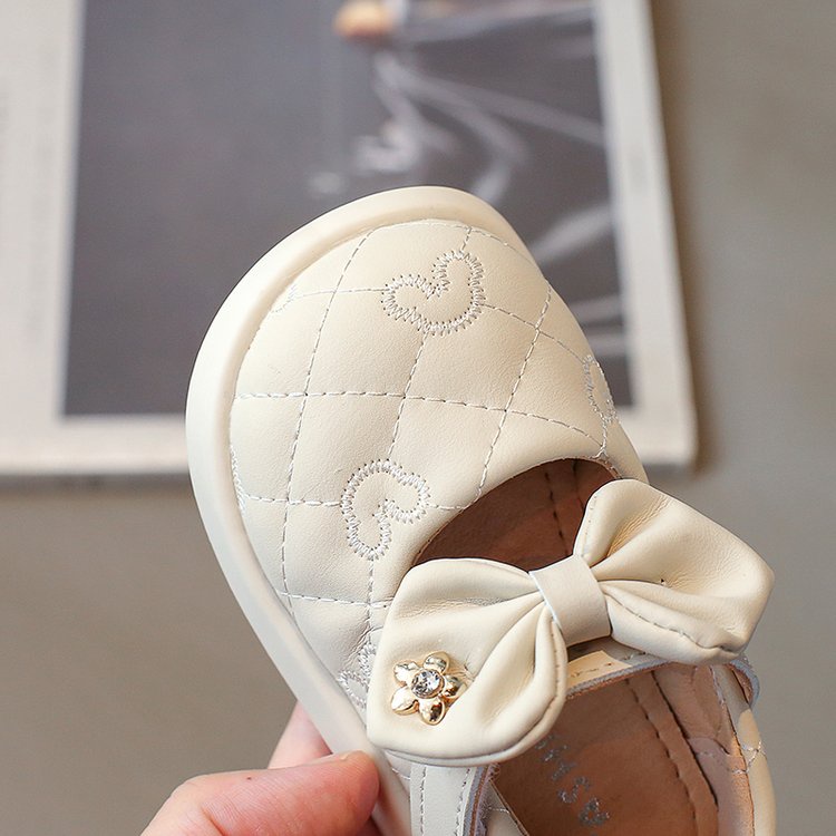 Giày Đế Bằng Dễ Thương Thoải Mái Cho Bé Sơ Sinh