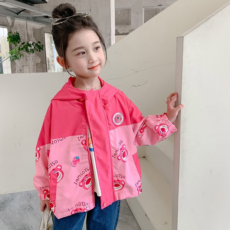 Áo Khoác Hình Gấu Và Dâu Tây Thời Trang Xuân Thu 2023 Cho Bé Gái