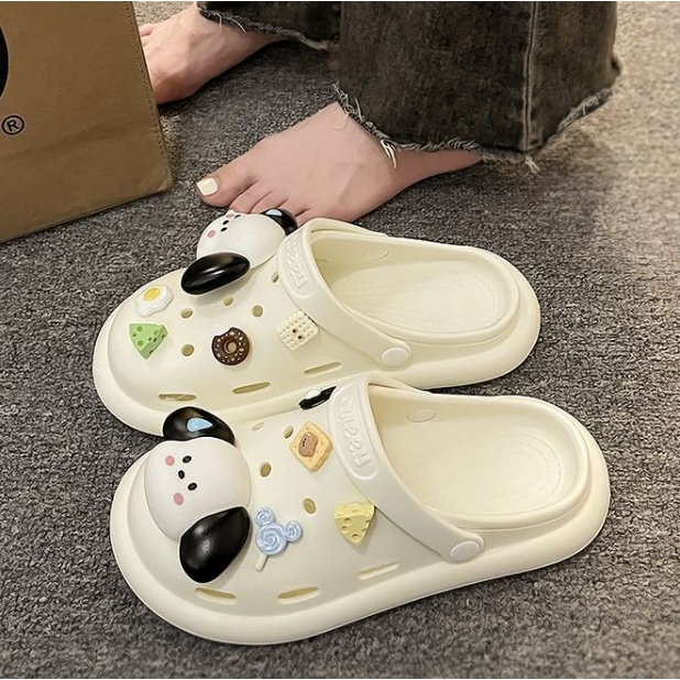 Dép Sục Crocs Nữ Đế Thấp Chống Trơn Trượt Tặng Kèm Sticker Chó Cute, Dép Đi Trong Nhà Và Đi Chơi  2024