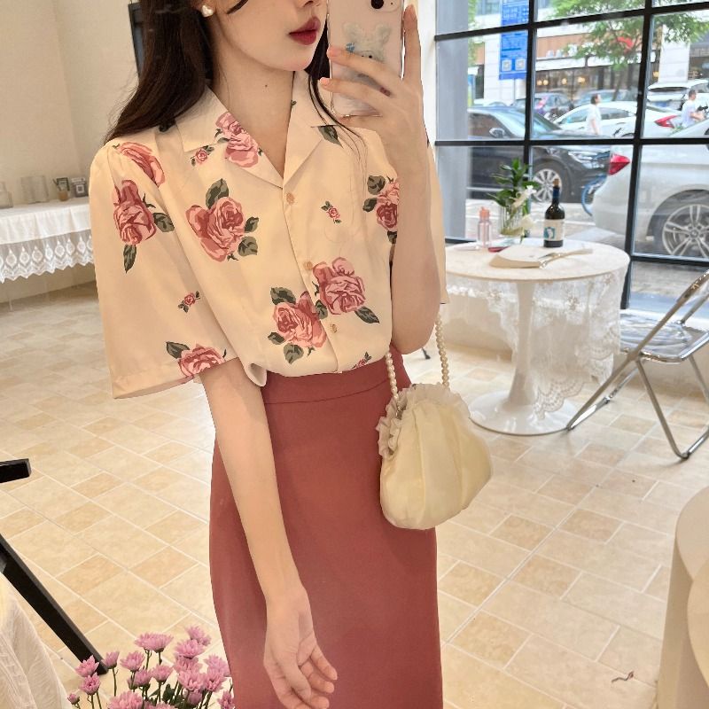 Set Áo Sơ Mi Hoa Hồng Và Chân Váy Phong Cách Pháp Thời Trang Mùa Hè 2023